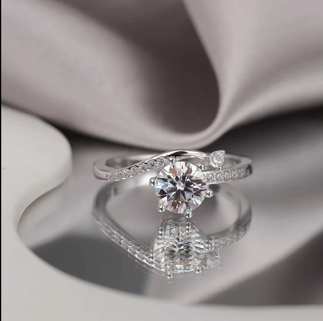 925银莫桑石戒指  【流光】气质女戒轻奢女款戒指时尚银戒0.5-1克拉