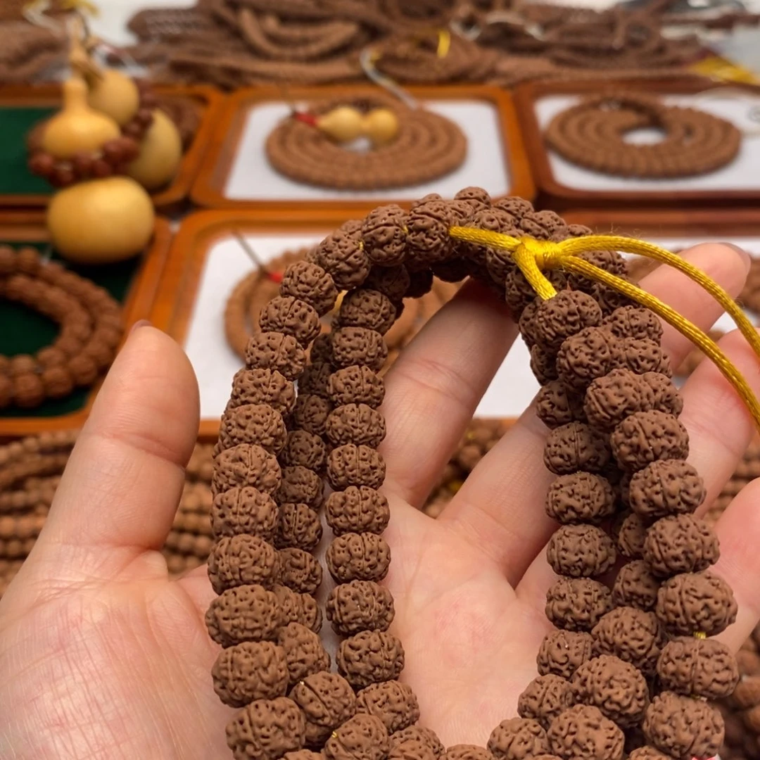 清****吊坠金刚菩提平细手持卡10➕