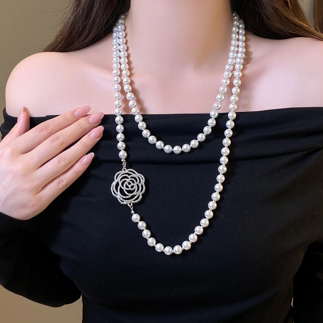 铜合金项链 多层叠戴山茶花仿珍珠项链女2025新款毛衣链秋冬配饰
