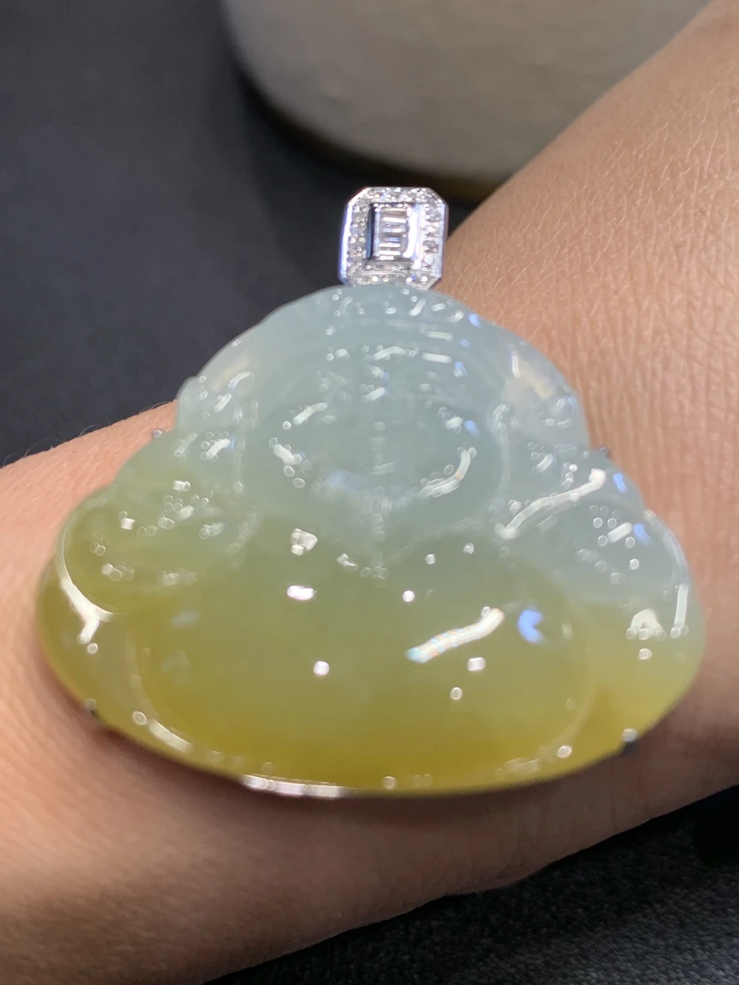 折后缅A翡翠18k真钻吊坠 超大黄翡财爷 整37-36.5-8裸29-36.5-7mm