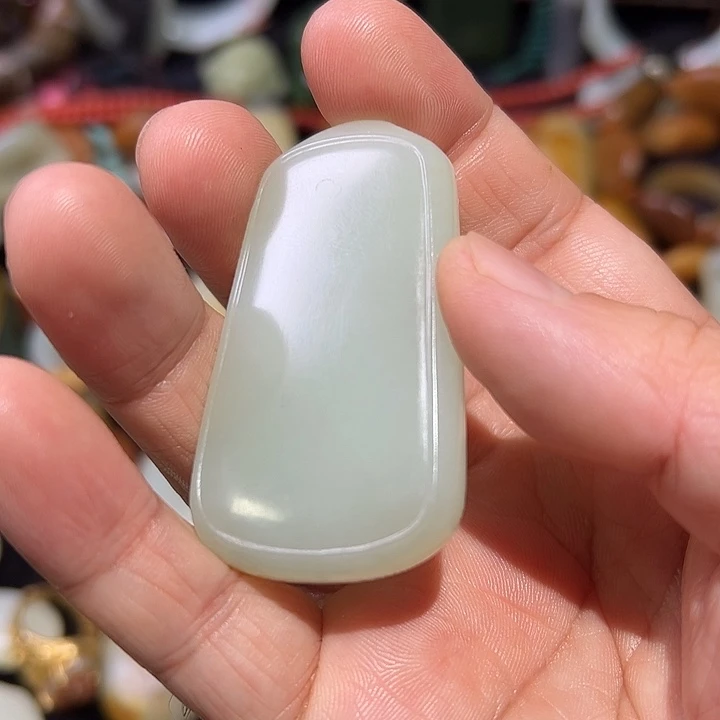 和田玉未镶嵌吊坠(不含链)