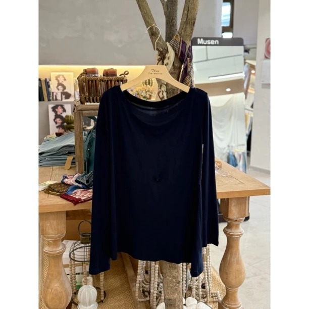 卡麦酱-WHITE 斜襟系扣打底上衣 880907