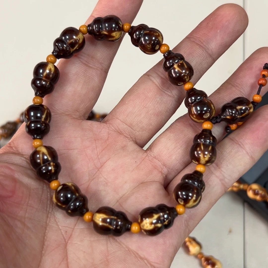 只买单纯的吊坠，没带链子，属的性质。