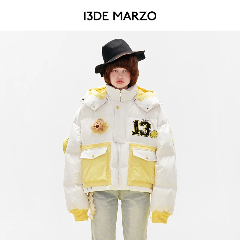 13DE MARZO男女同款 SMILEY联名系列笑脸别针复古灯笼袖羽绒服