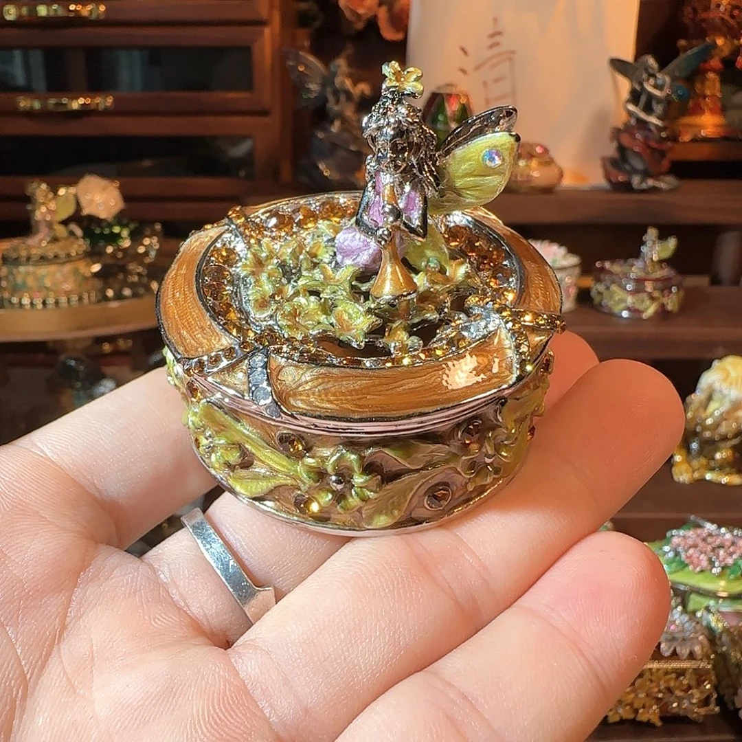 手工制品请勿吹毛求疵
