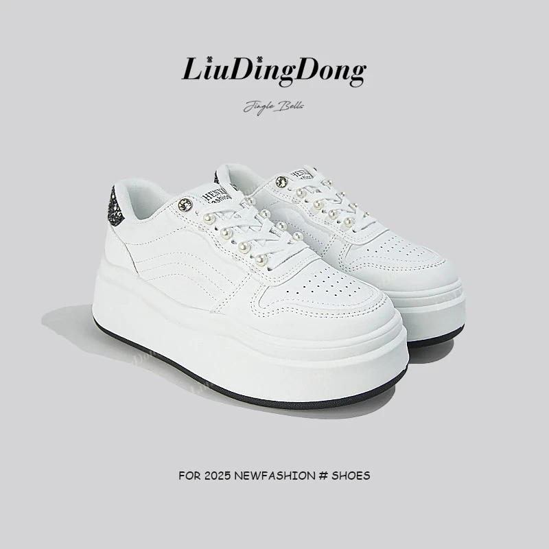 2025春季新款百搭时尚珍珠彩印厚底增高轻便板鞋休闲运动小白鞋女