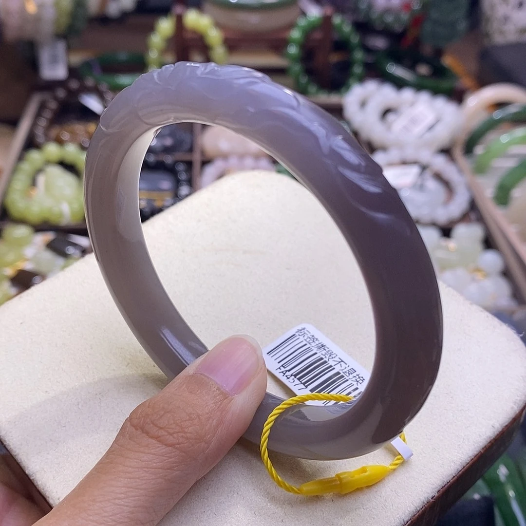 颈饰未镶嵌和田玉58.5老矿料毕业级浓烟紫莲花孤品