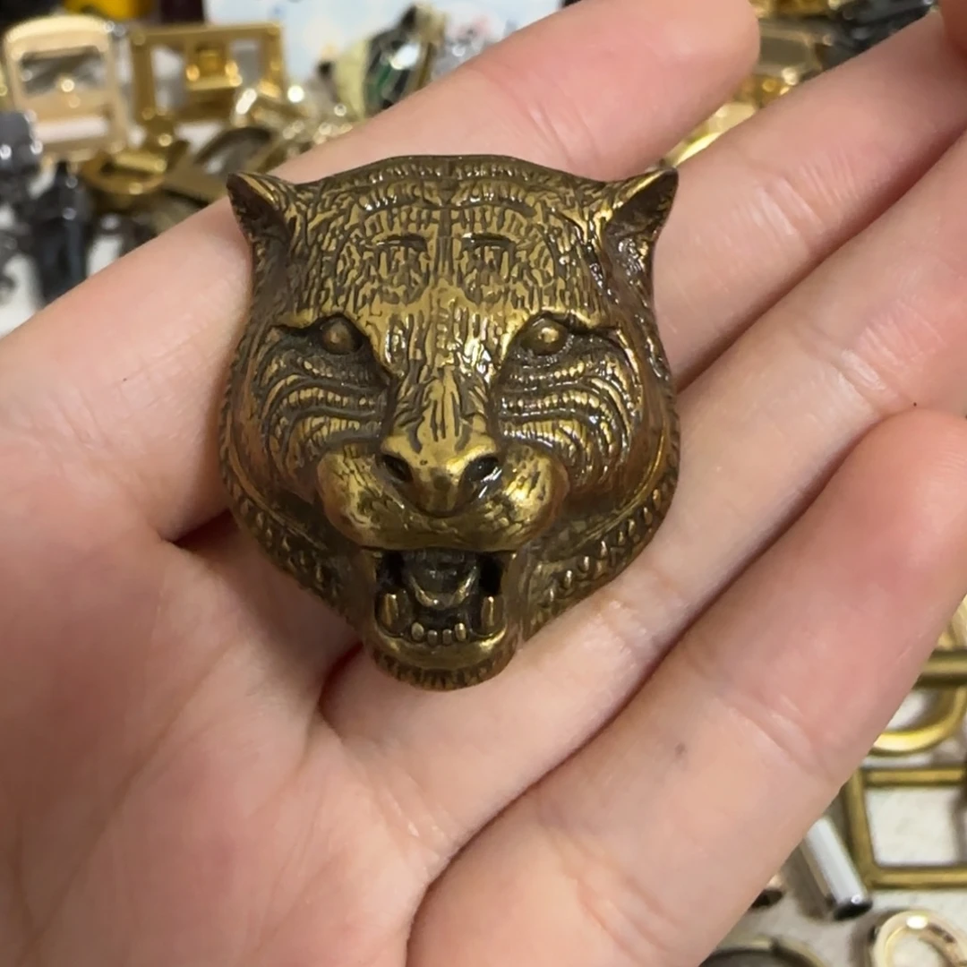 螺丝装饰10元4个.