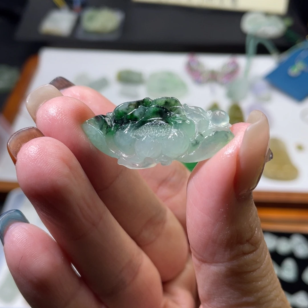 未镶嵌定制翡翠毛货