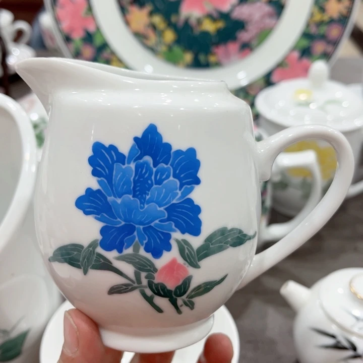 壶釉下五彩瓷的制作工艺