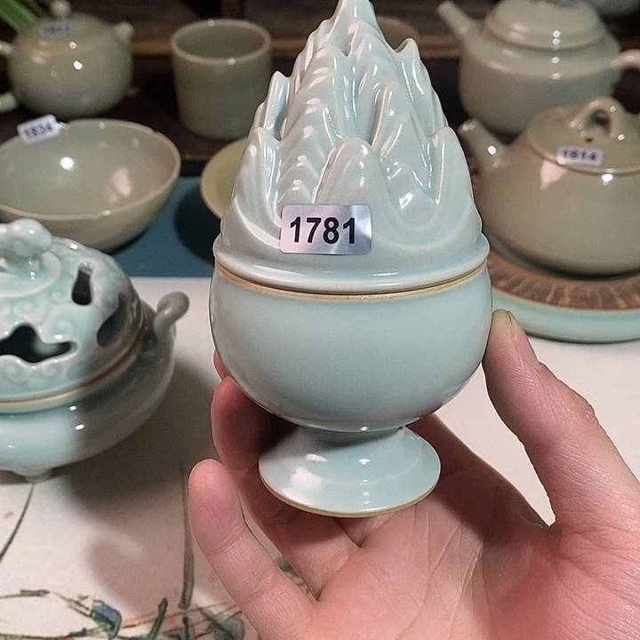 汝瓷1781微瑕博山炉……