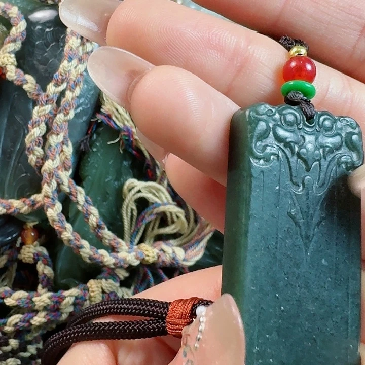 和田玉挂件未镶嵌