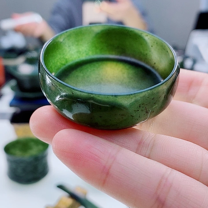 和田玉（青玉）未镶嵌把件