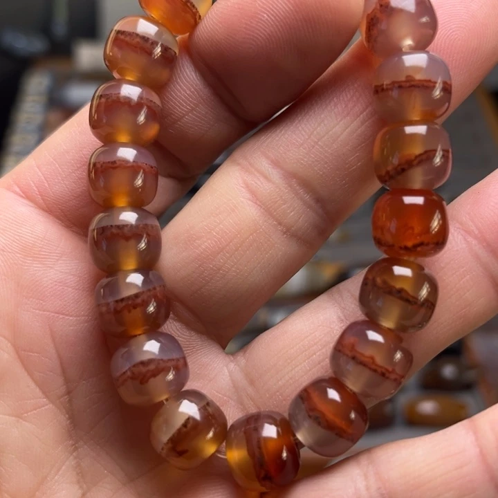 玛瑙/玉髓手串未镶嵌