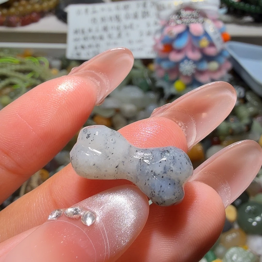 和田玉未镶嵌珠宝奇石