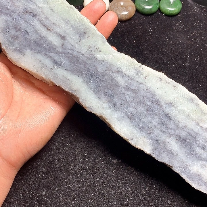 和田玉（糖玉）未镶嵌珠宝奇石