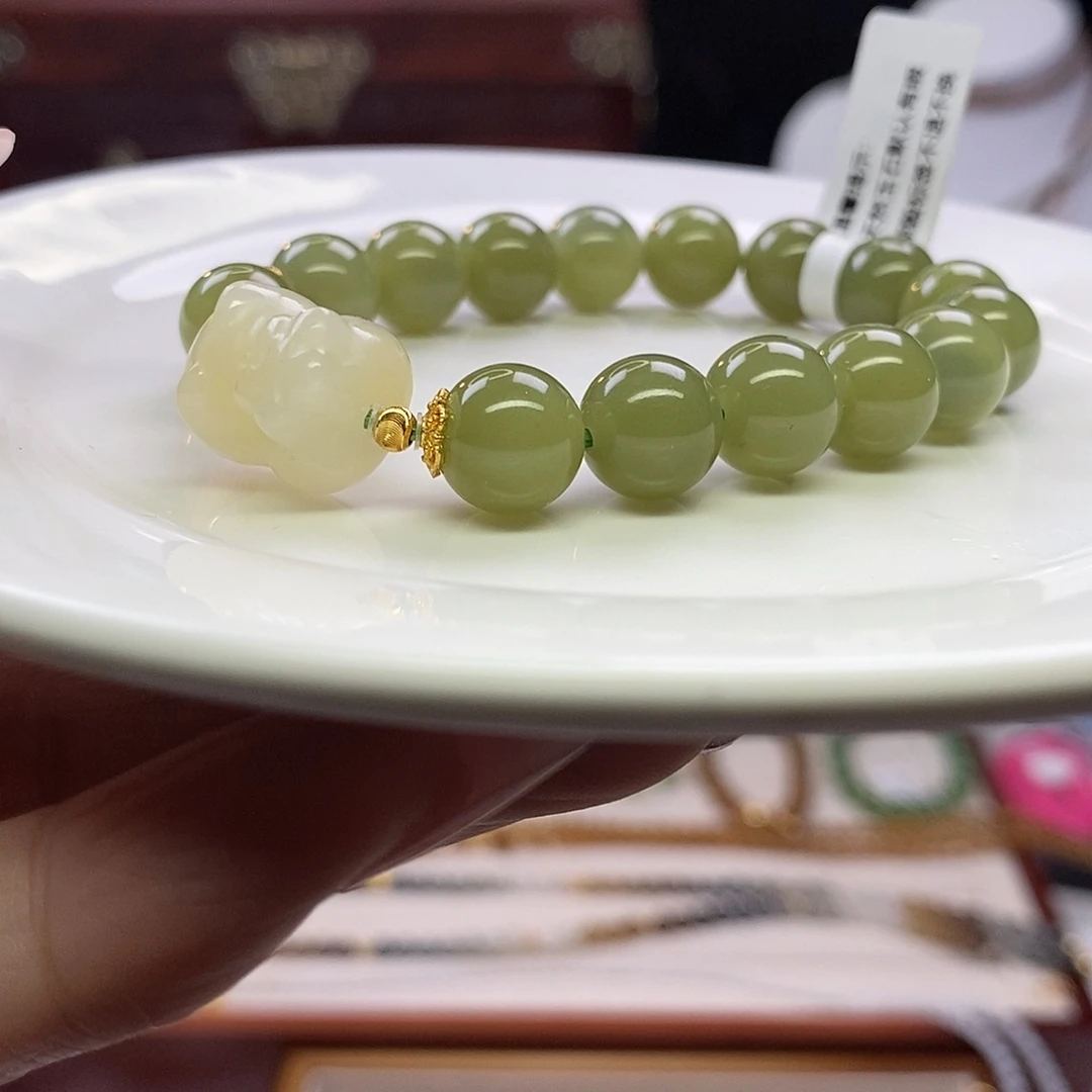 和田玉未镶嵌手链