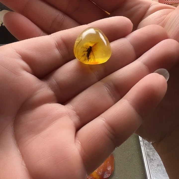 定制琥珀未镶嵌纯天然蜜蜡吊坠