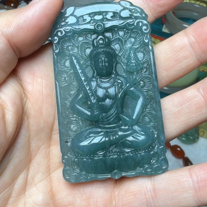 翡翠未镶嵌颈饰吊坠