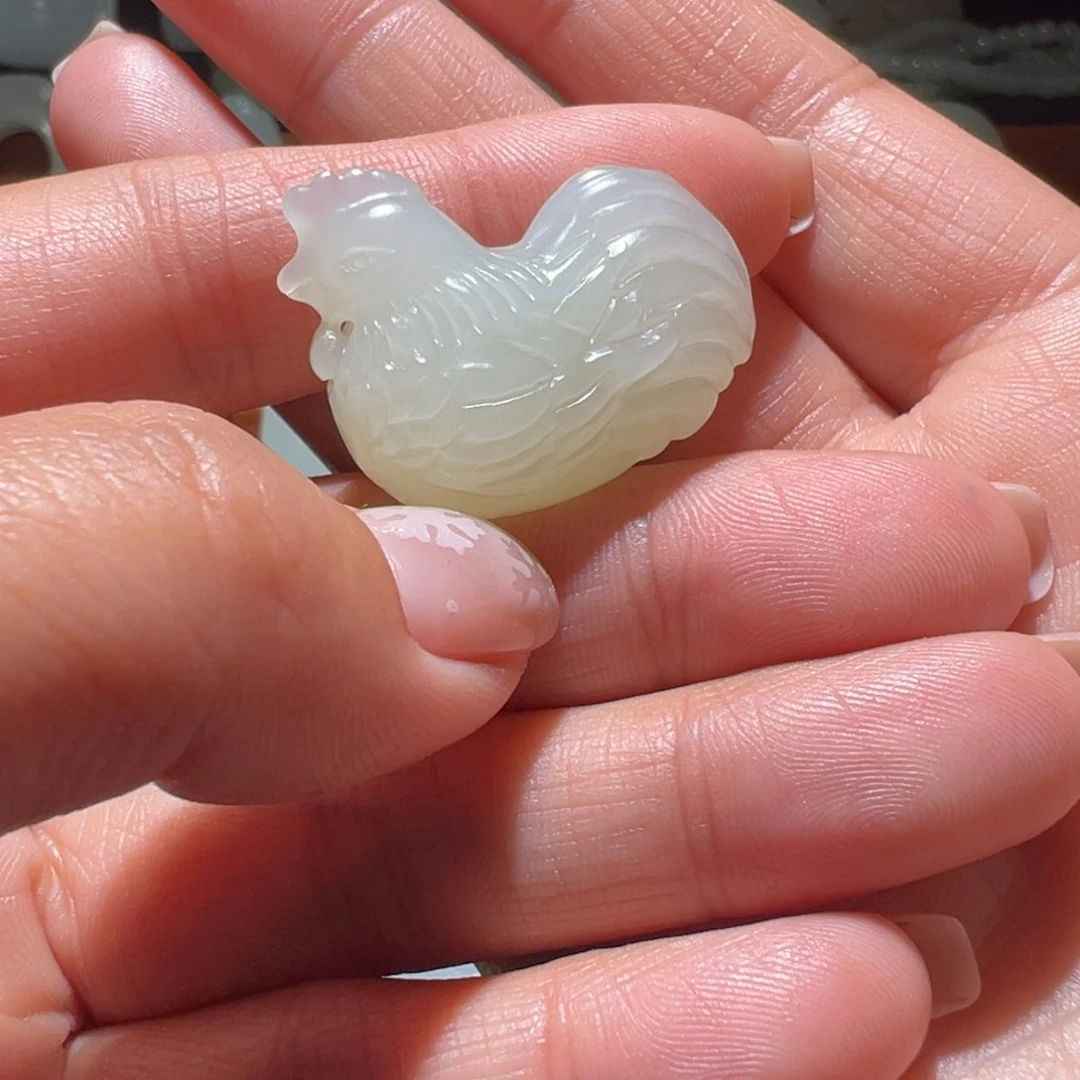 姚***师和田玉未镶嵌颈饰