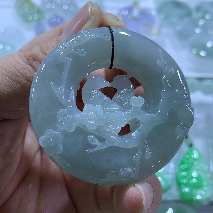 翡翠未镶嵌颈饰天然翡翠A货吊坠