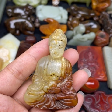 蛇纹石玉未镶嵌颈饰38