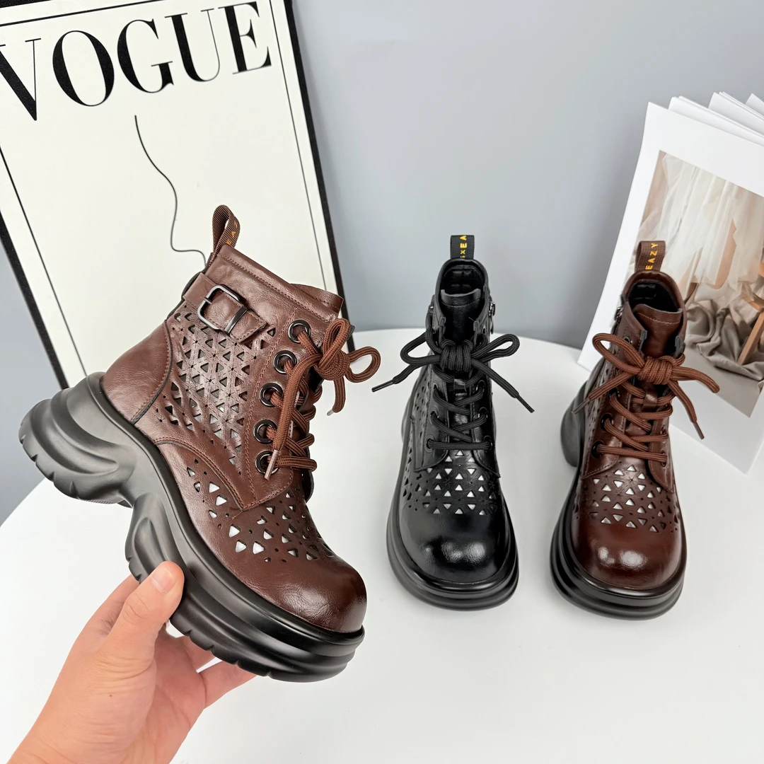 厚底镂空马丁靴女英伦风2025春夏新款时尚百搭透气洞洞增高凉靴女
