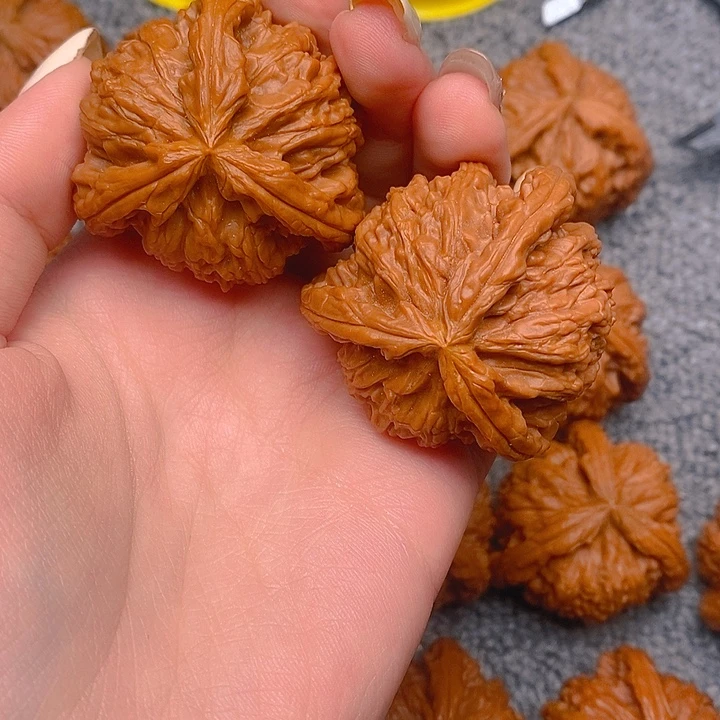 ****.文玩核桃吊坠核桃