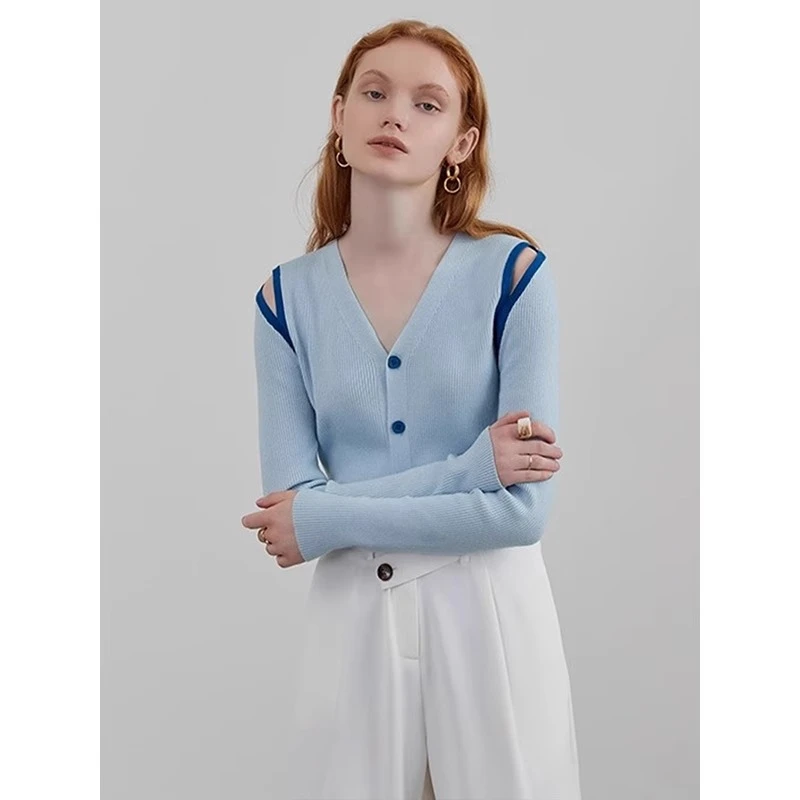 法式高级感针织开衫露肩撞色单排扣上衣软糯修身显瘦时髦气质长袖