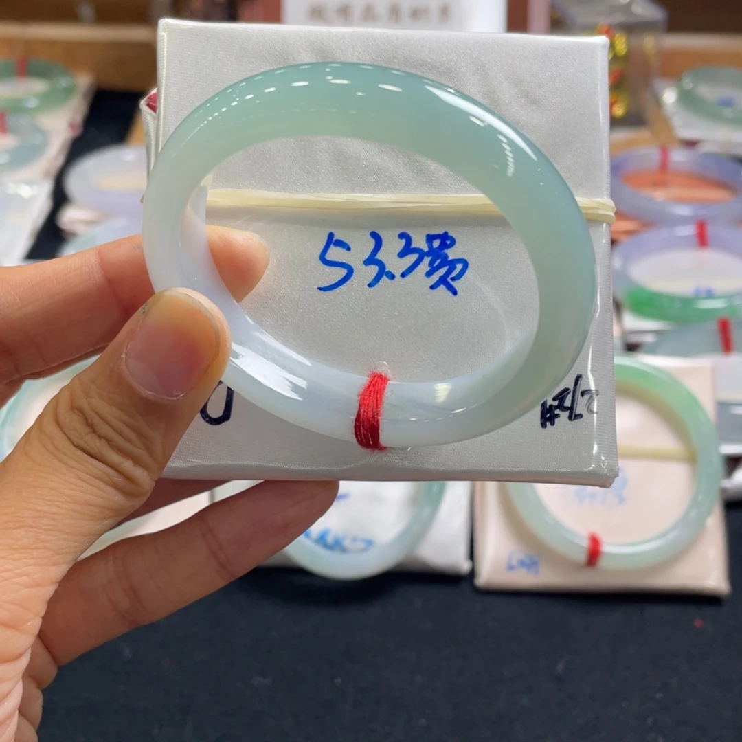 翡翠手镯未镶嵌53.3贵妃天然翡翠A货
