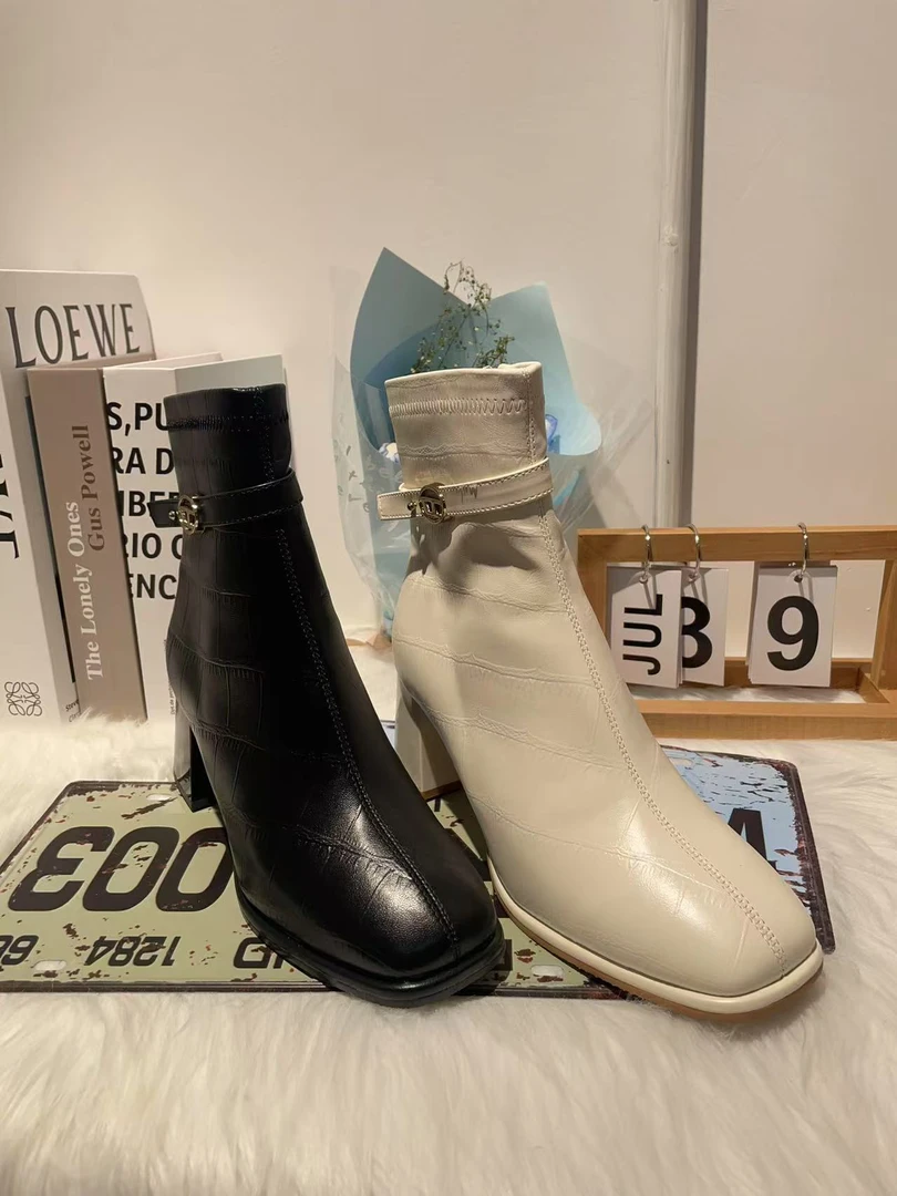 556-2 新款时尚复古粗跟方头女靴原方头短靴加绒保暖瘦瘦靴