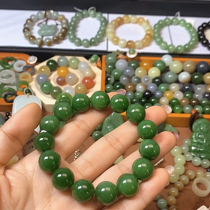 手链未镶嵌和田玉（碧玉）