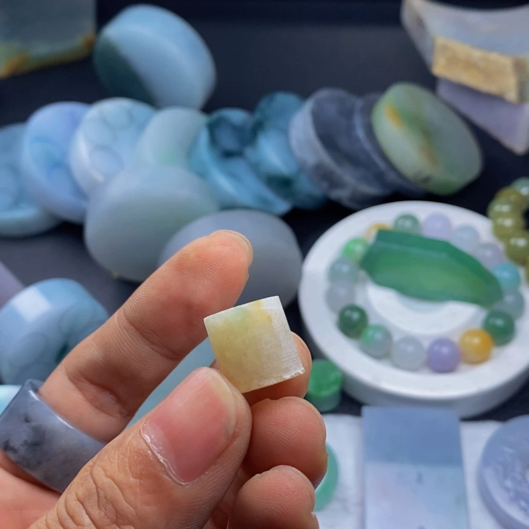 定制翡翠未镶嵌定制