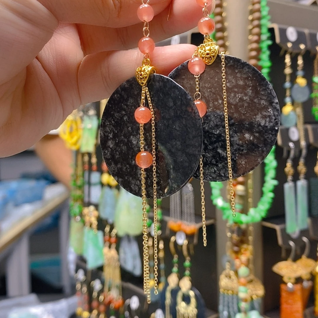 未镶嵌翡翠耳饰翡翠