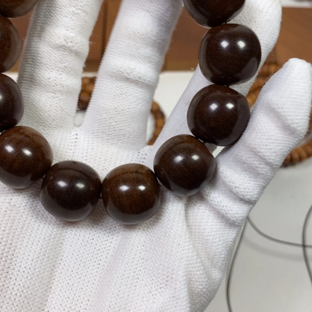 曾***年檀香木老山檀香17.18沉水焦糖奶香