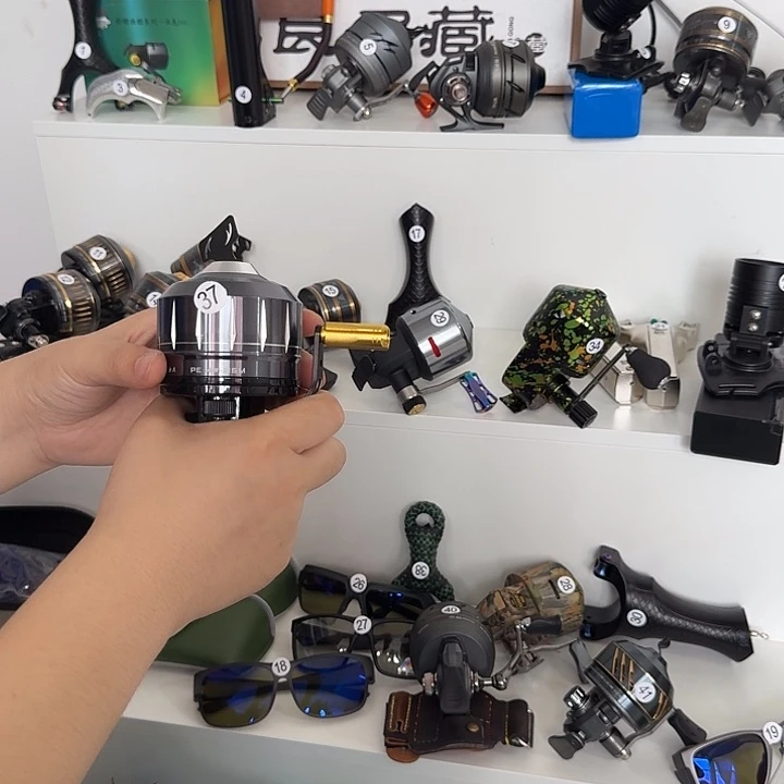 藏弓坊直播福利 037   黑鲨40