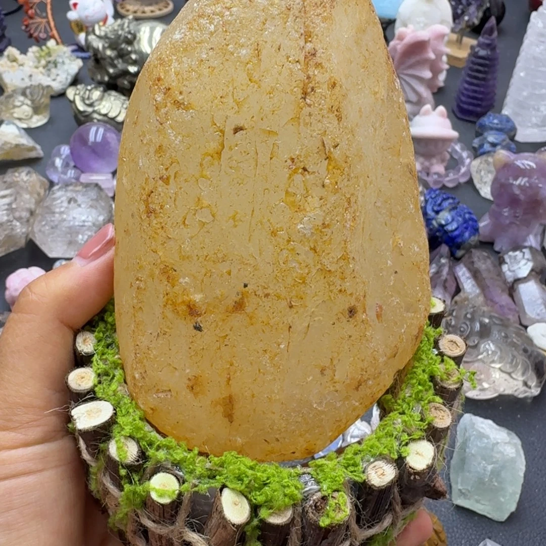 石材摆件重840克左右