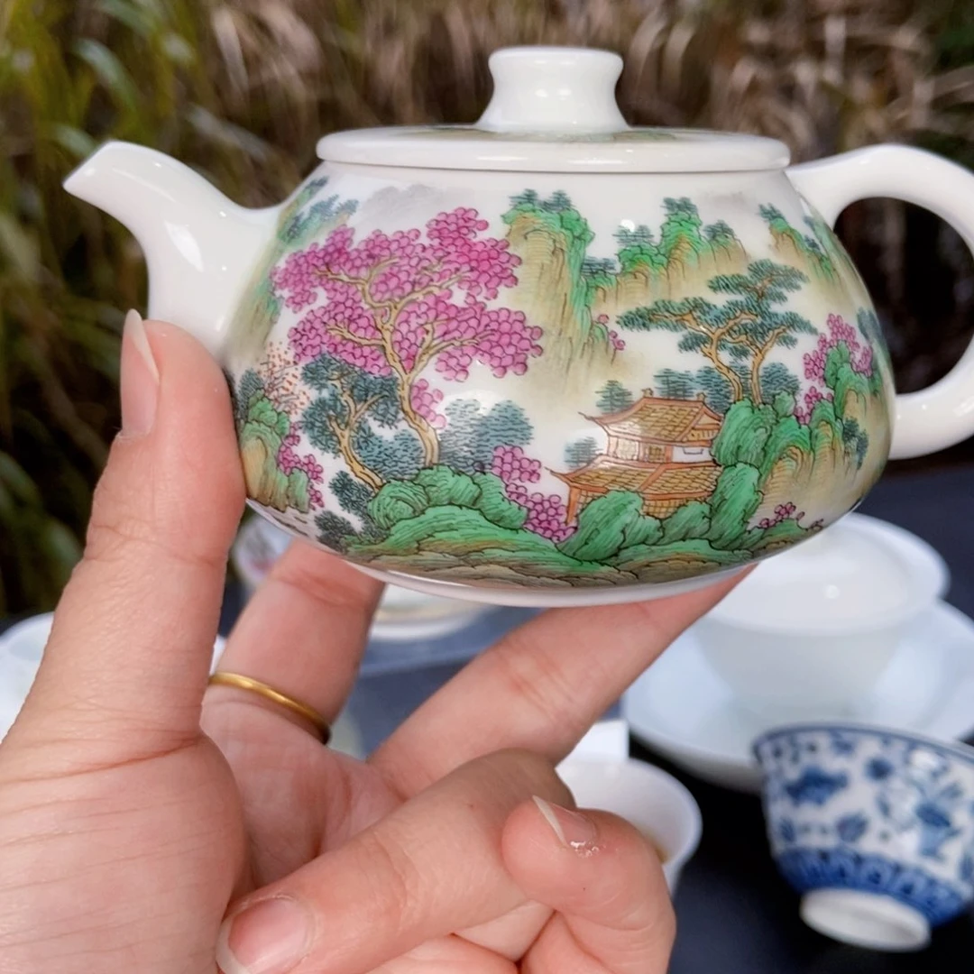 景德镇陶瓷艺术品