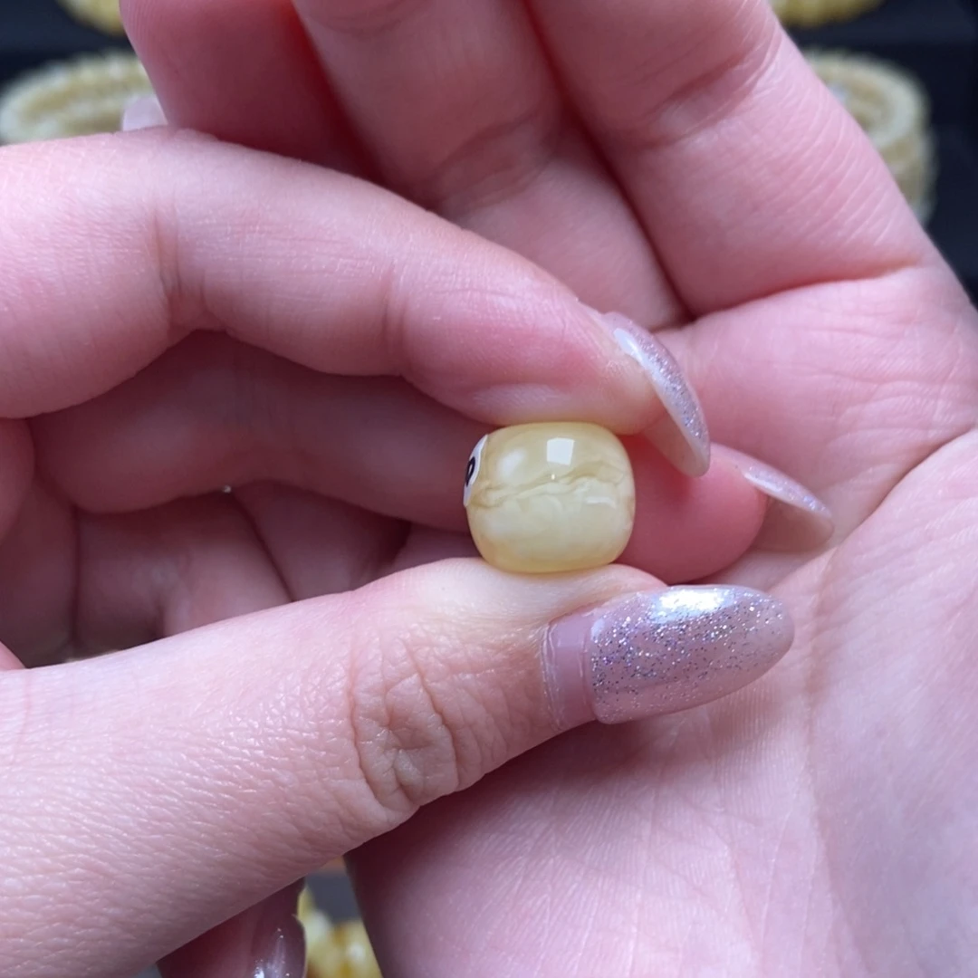 蜜蜡未镶嵌珠宝奇石卡13.3