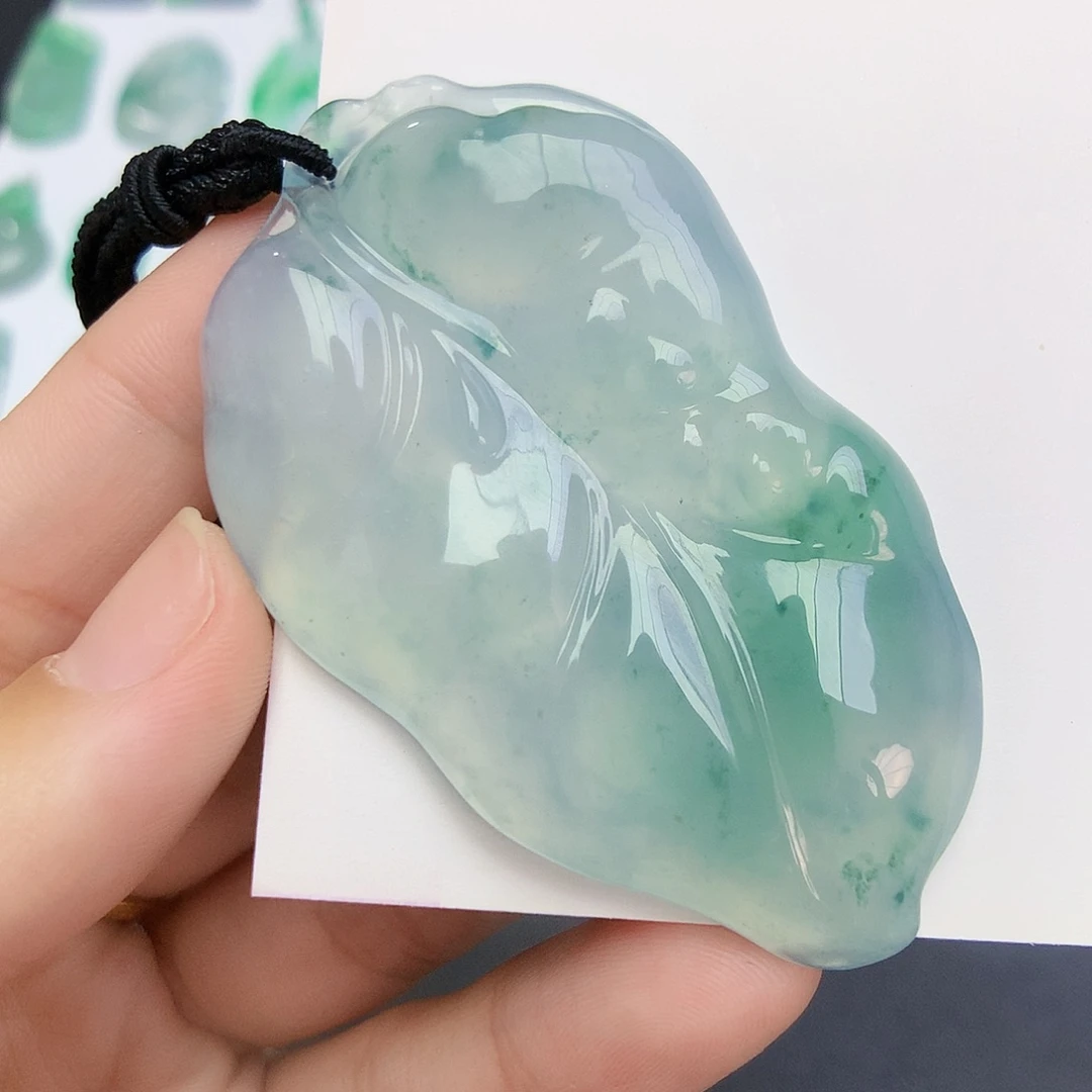 美***兮翡翠未镶嵌颈饰菩提叶