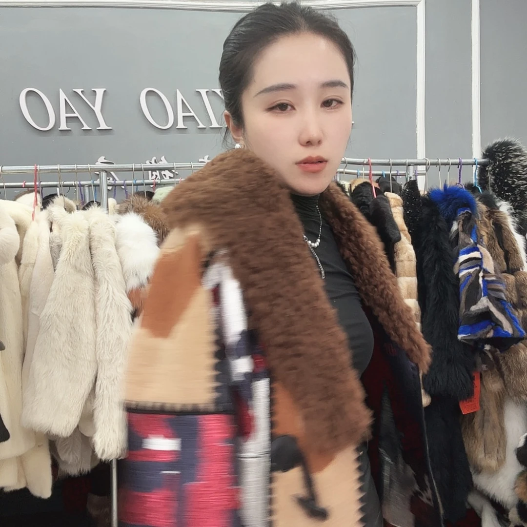 姚小妖家高端皮草