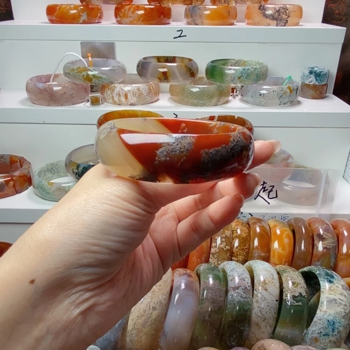 玛瑙/玉髓手镯未镶嵌发****美