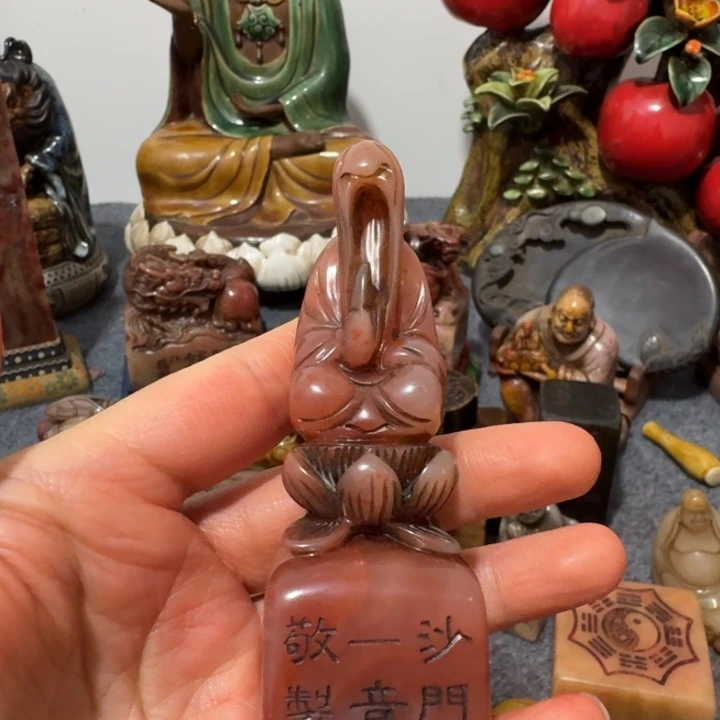 山***峰石材手工艺品摆件