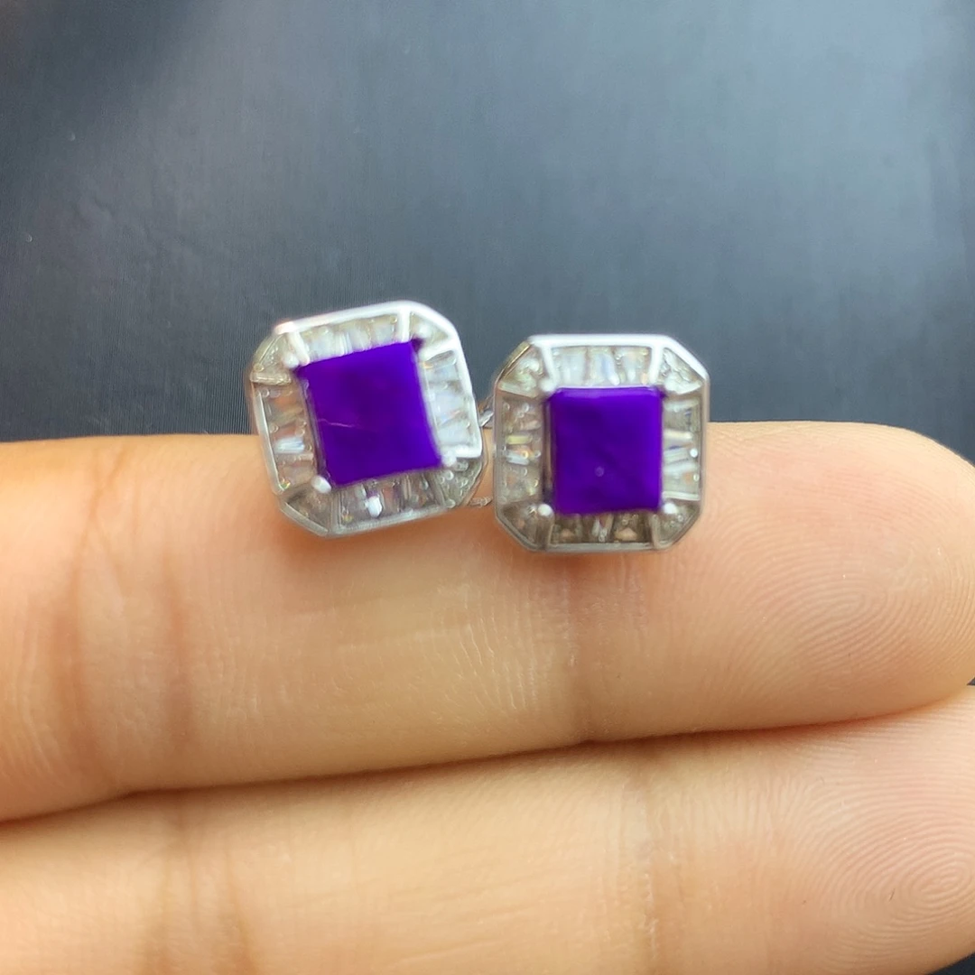 苏纪石（舒俱来）银S925镶嵌耳钉