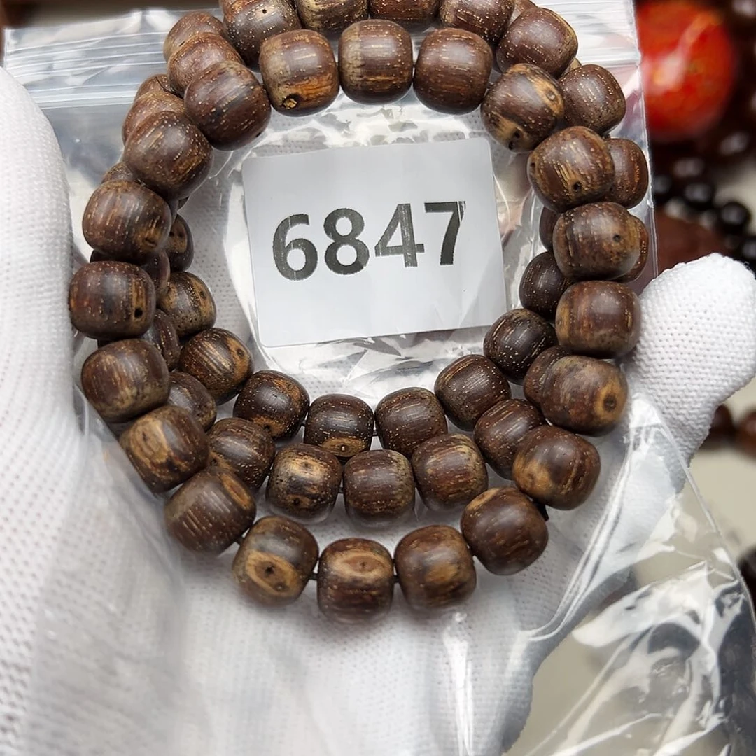 贡木其他1011巴瑕疵发其一