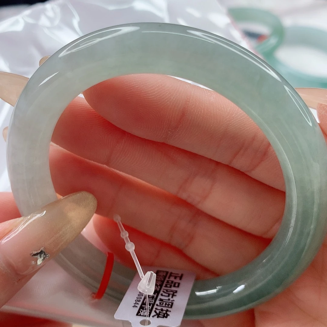 翡翠手镯未镶嵌56 圆条