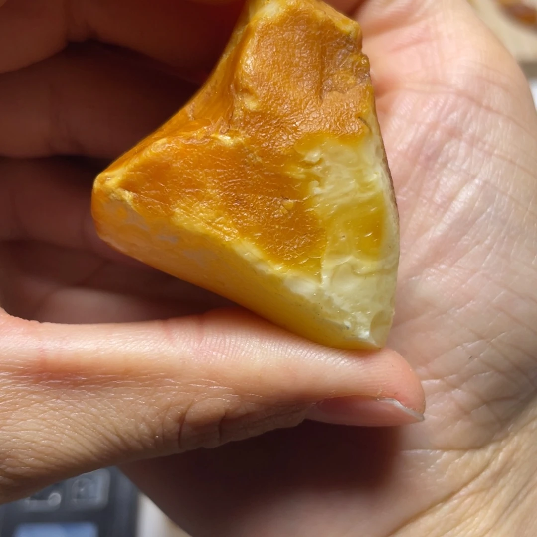 定制琥珀未镶嵌一****大琥珀蜜蜡原石订制藏扣