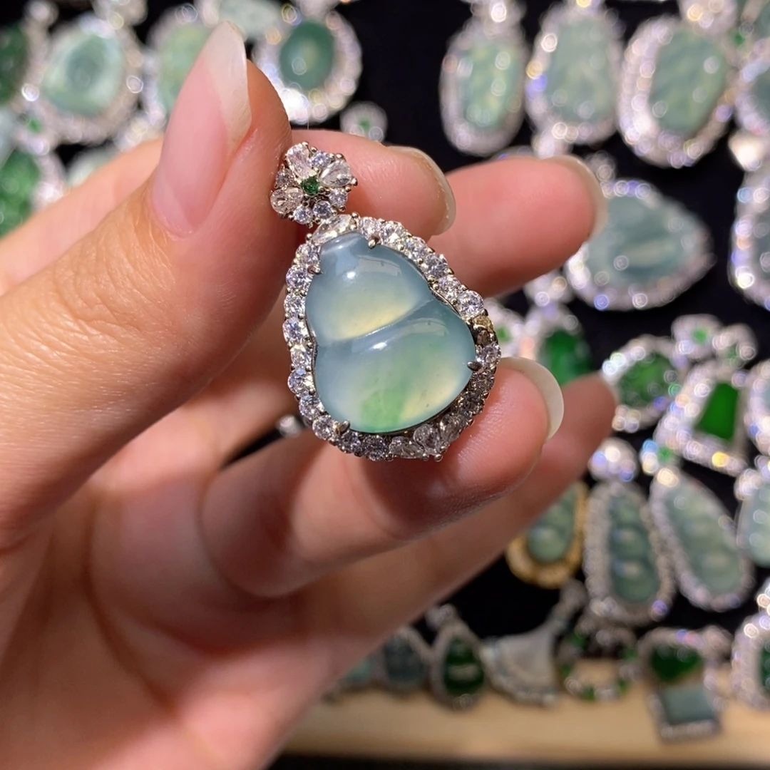 翡翠未镶嵌颈饰天然