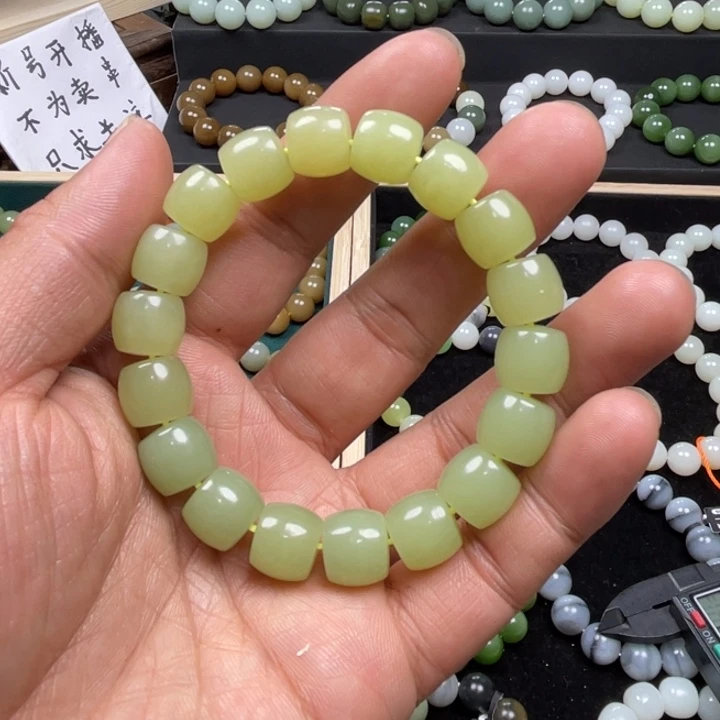和田玉手串未镶嵌