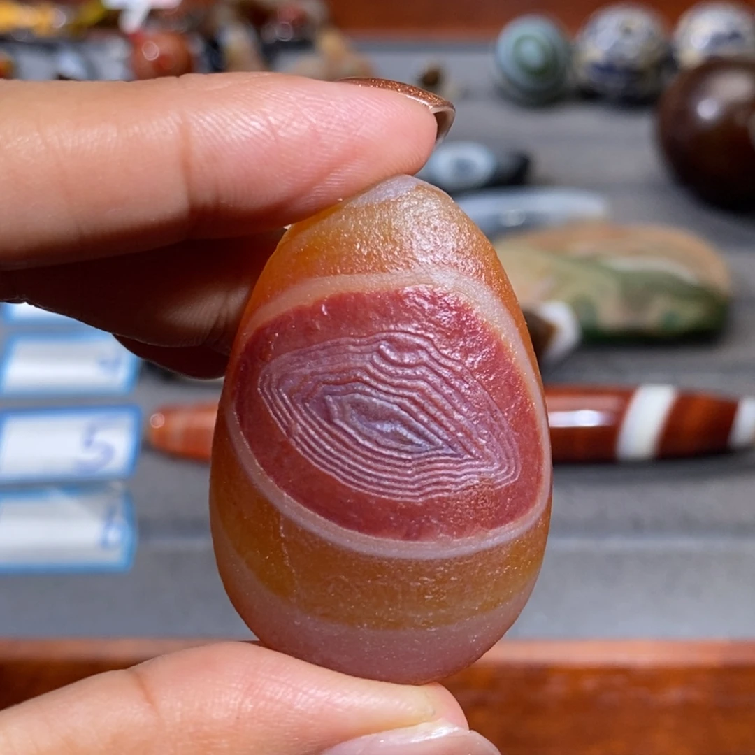 额***丽合金颈饰玛瑙/玉髓